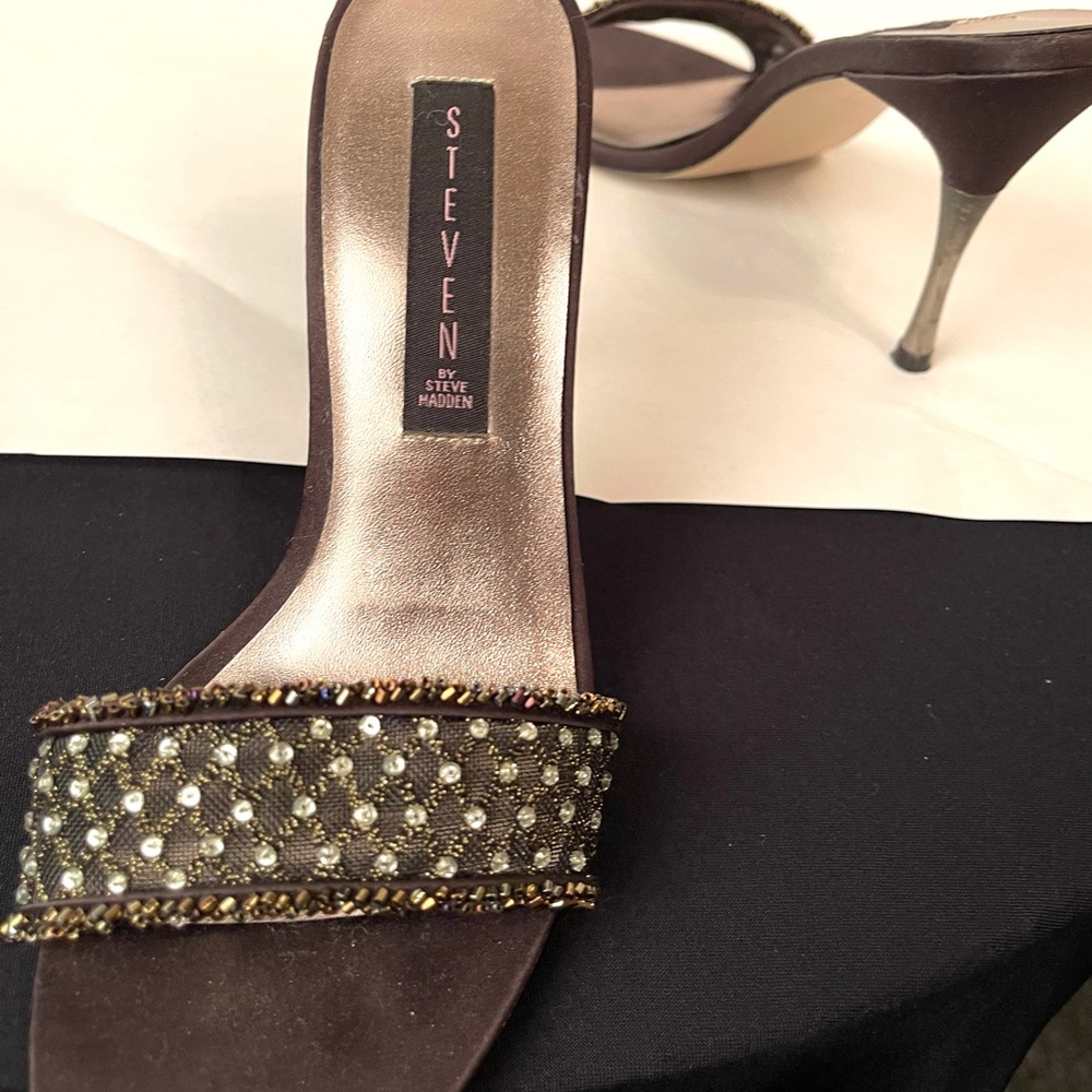 STEVEN by STEVE MADDEN black rhinestone and net heels - Picture 10 of 13